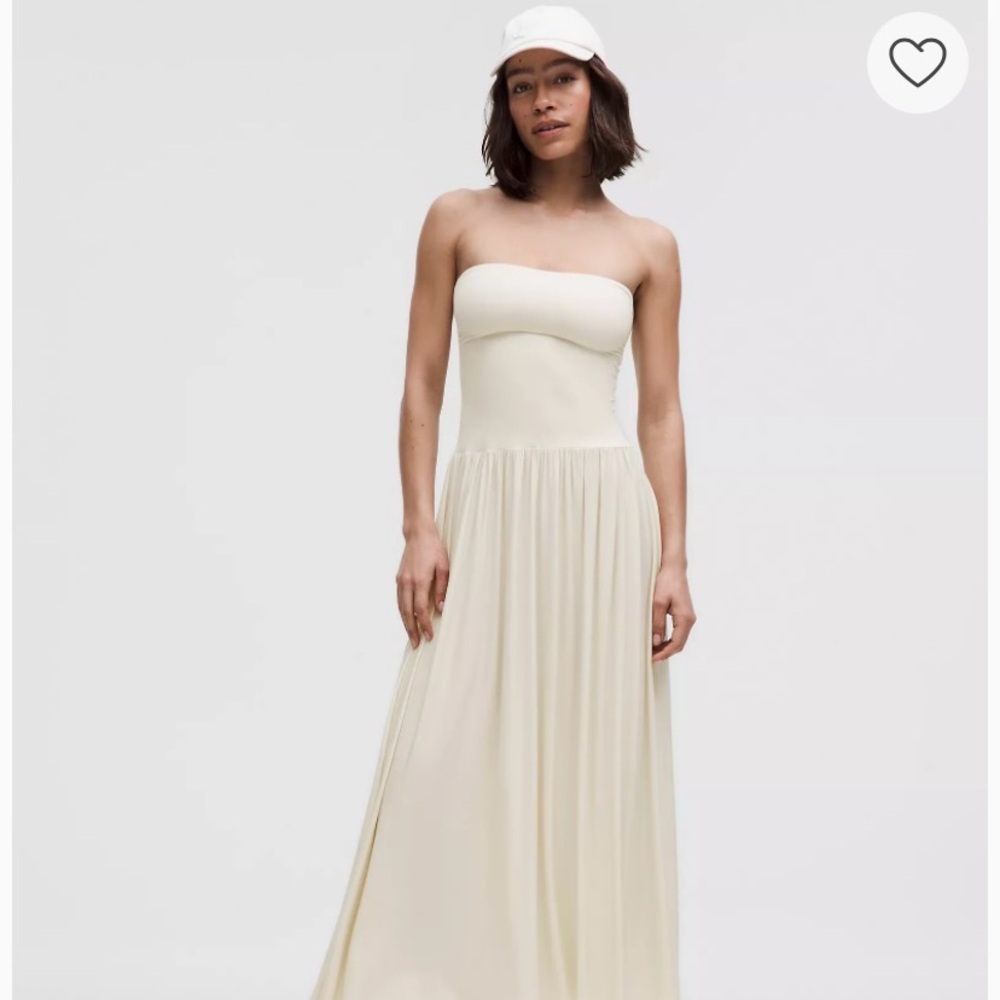 Elegant Cream Strapless Dress